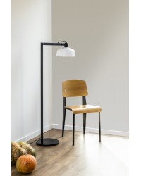 20336-119 Lámpara de pie cuerpo negro y pantalla blanca modelo Tatawin de Faro Barcelona