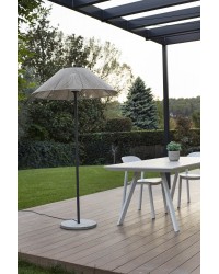 71569-10 Lámpara pie de salón 2 metros para la iluminación exterior gris y pantalla C100 de PP beige modelo Saigon out de Faro